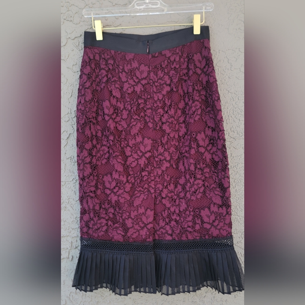 Alexis Lace Midi Skirt Pleated Hem Romantic Coquette Size Small burgandy & black - Picture 12 of 12